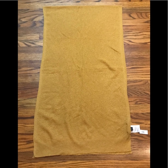 BANANA REPUBLIC scarf / wrap - Picture 2 of 4